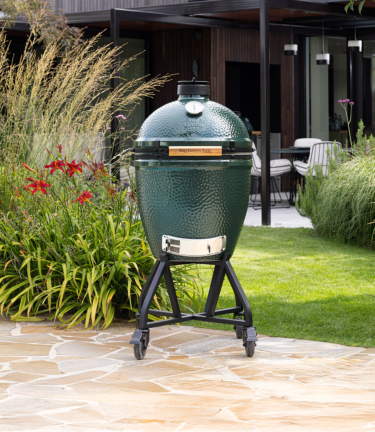 Pack Big Green Egg LARGE sur chariot à roulettes